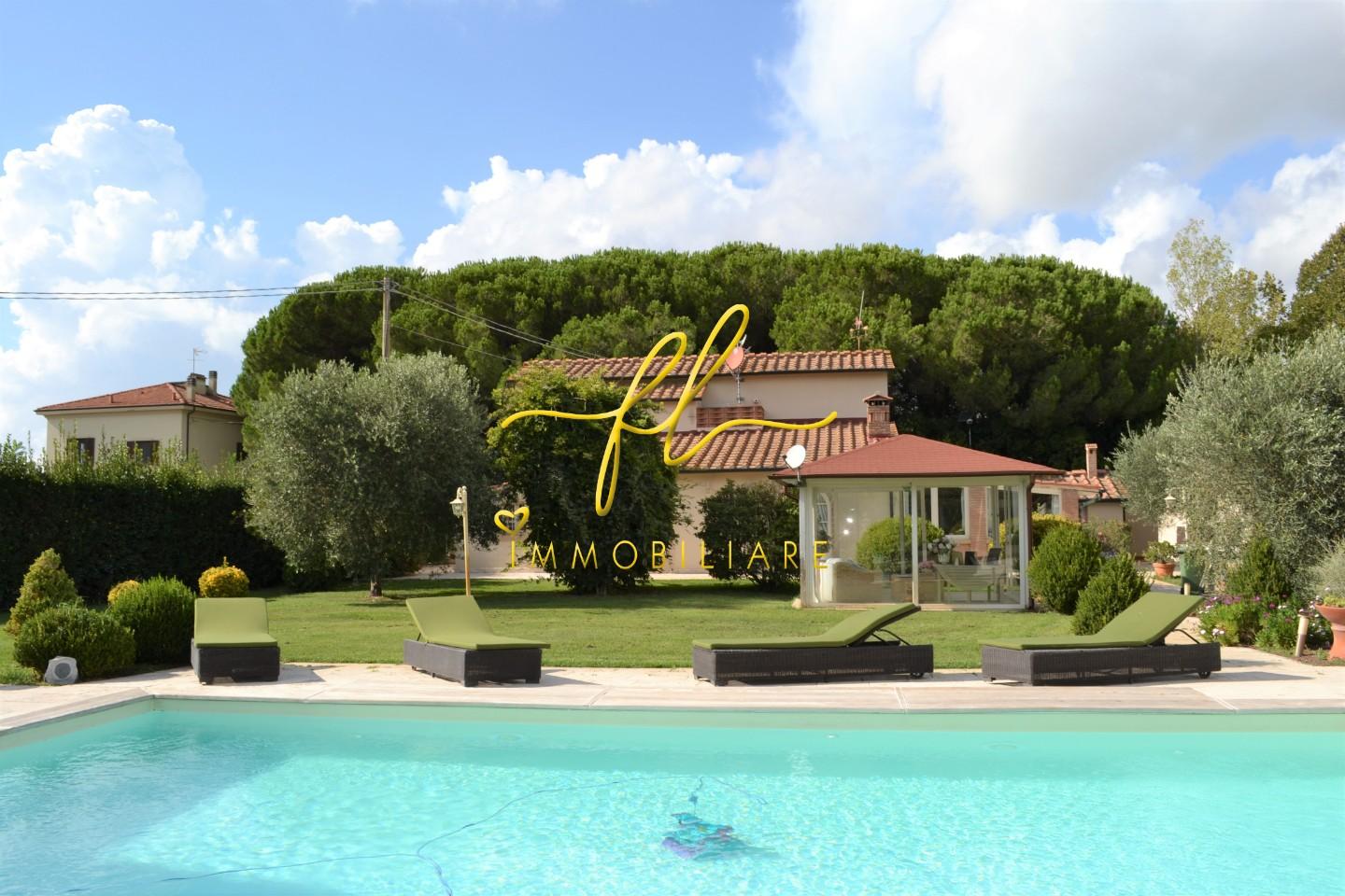 Villa in vendita a Montescudaio, 10 locali, prezzo € 700.000 | PortaleAgenzieImmobiliari.it