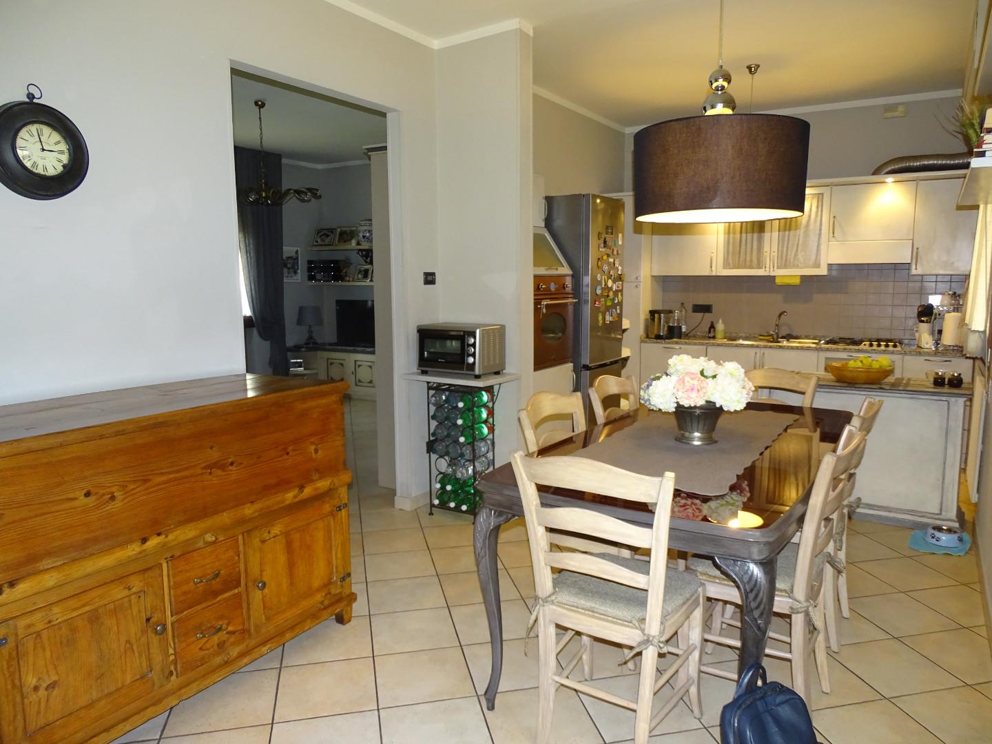 Appartamento in vendita a Agliana, 5 locali, prezzo € 298.000 | PortaleAgenzieImmobiliari.it