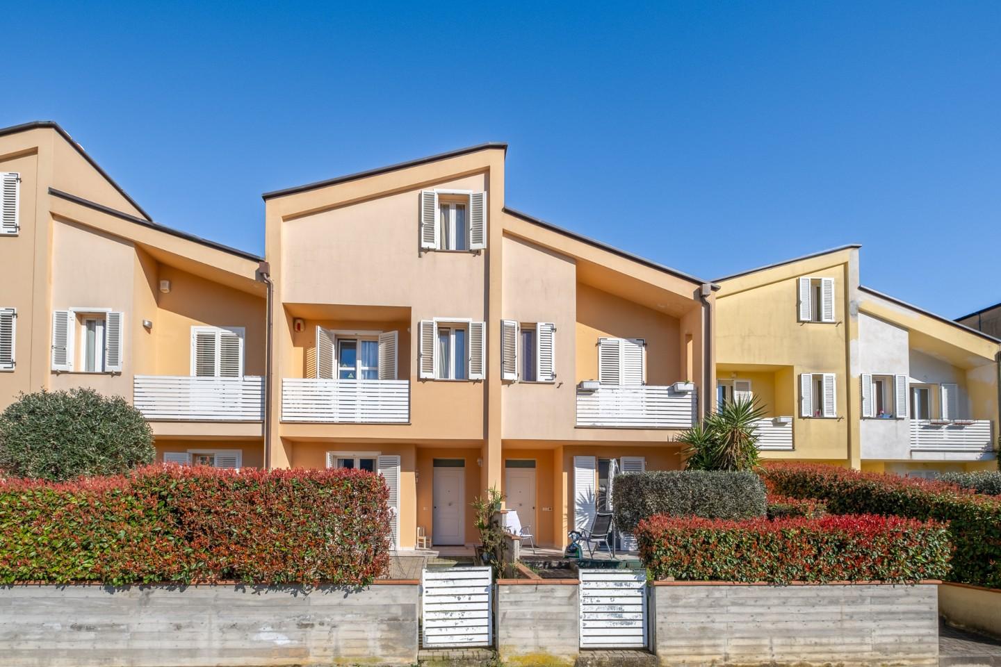 Villa a Schiera in vendita a Buti, 6 locali, prezzo € 295.000 | PortaleAgenzieImmobiliari.it