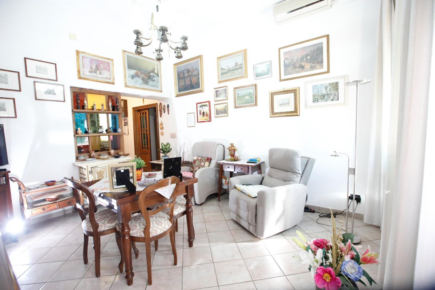 Appartamento in vendita a Collesalvetti, 5 locali, prezzo € 140.000 | PortaleAgenzieImmobiliari.it