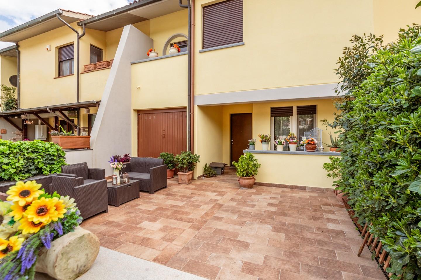 Villa a Schiera in vendita a Vicopisano, 5 locali, prezzo € 340.000 | PortaleAgenzieImmobiliari.it
