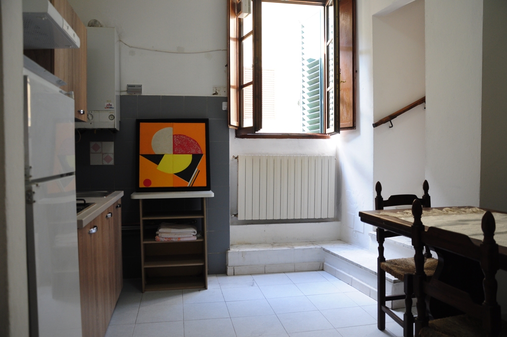 Appartamento in vendita a Colle di Val d'Elsa, 5 locali, prezzo € 130.000 | PortaleAgenzieImmobiliari.it