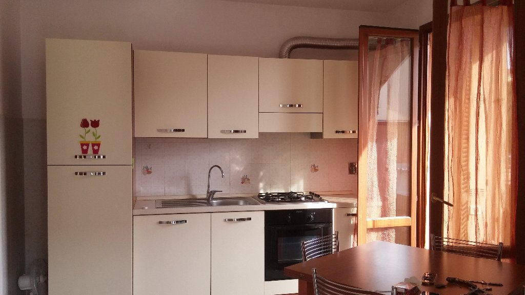 Appartamento in affitto a Bientina, 2 locali, prezzo € 500 | CambioCasa.it