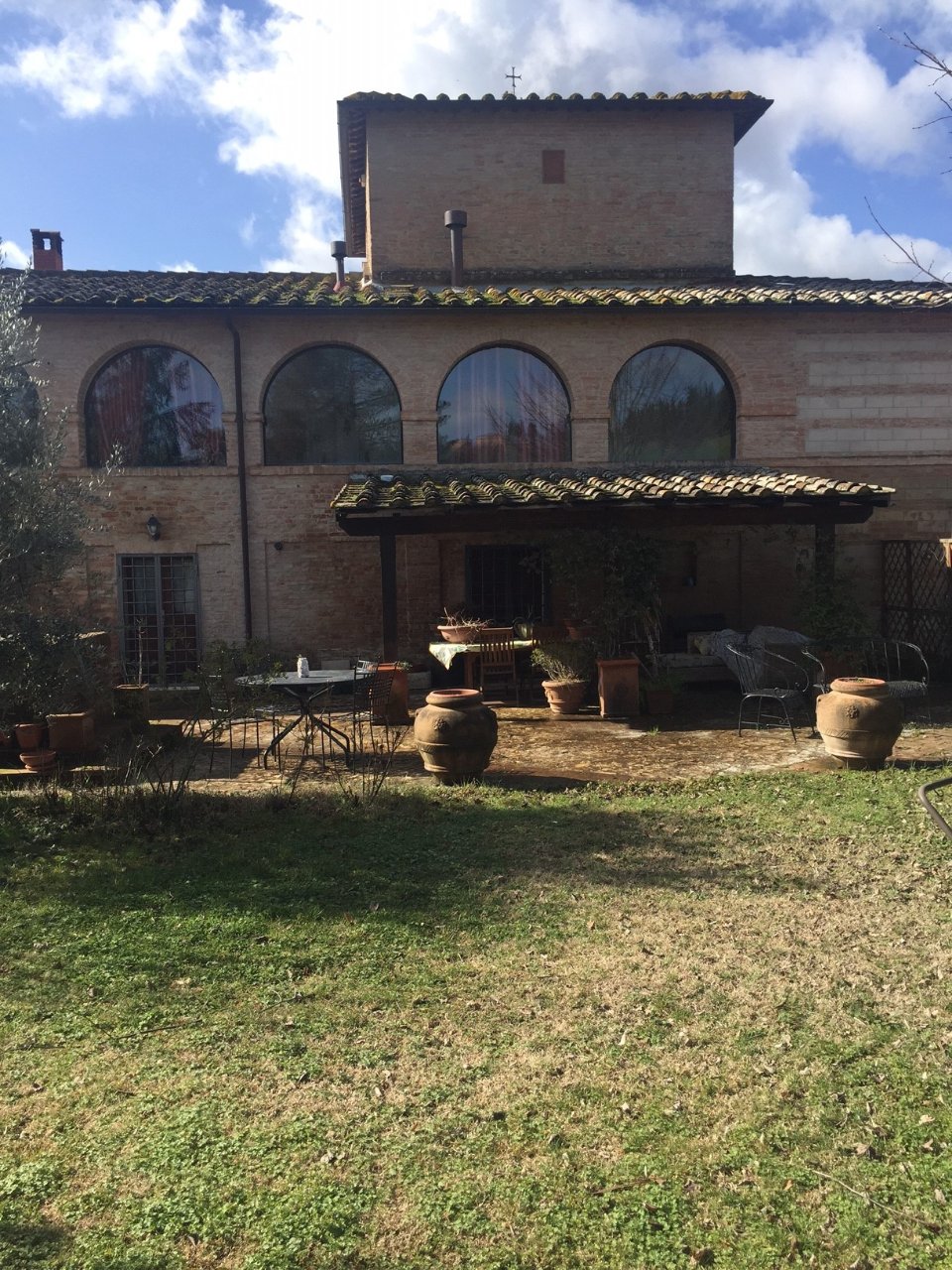 Rustico / Casale in vendita a Monteroni d'Arbia, 5 locali, prezzo € 600.000 | CambioCasa.it
