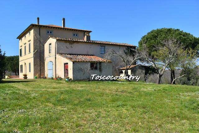 Villa in vendita a Fauglia, 12 locali, prezzo € 800.000 | CambioCasa.it