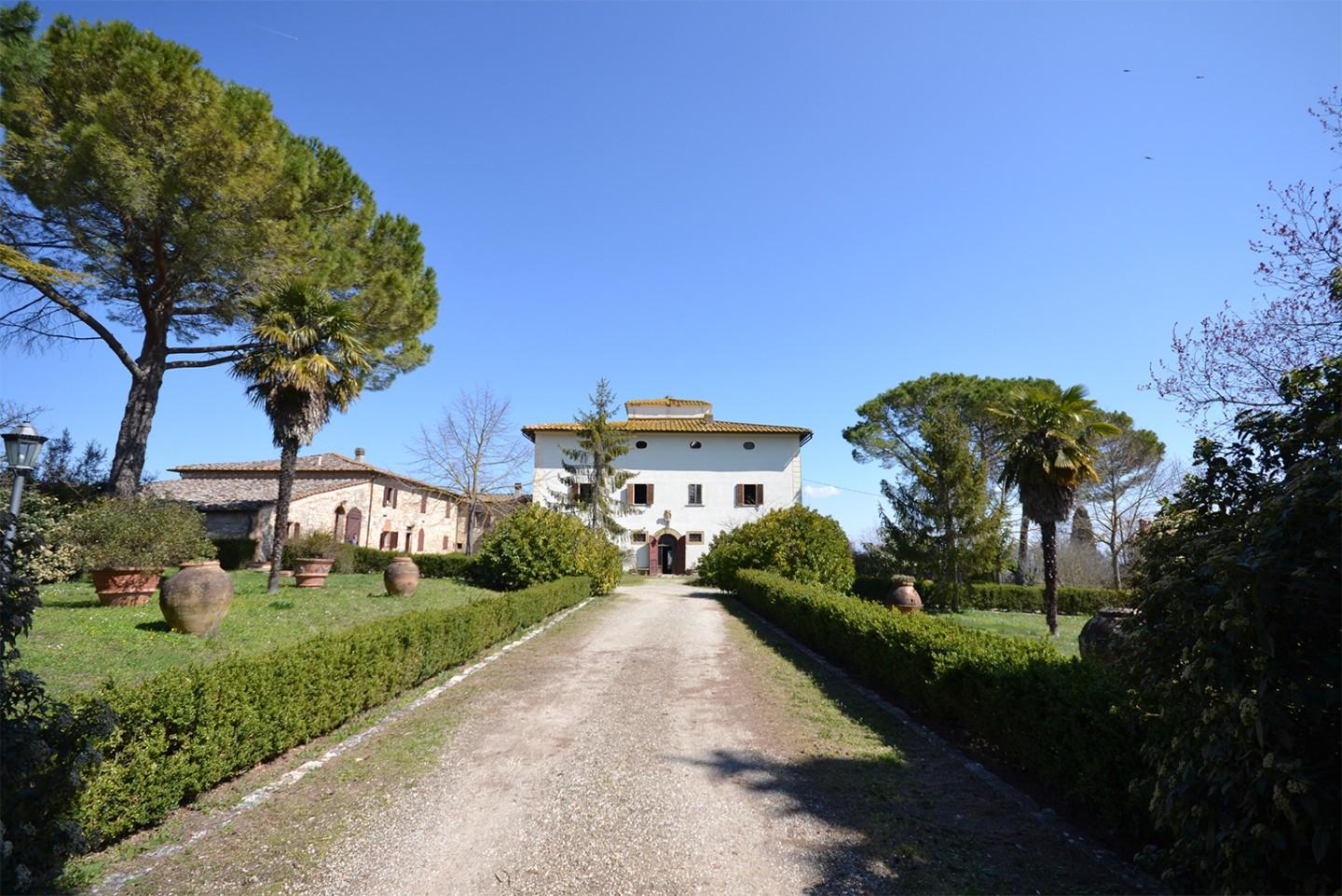 Azienda Agricola in vendita a Colle di Val d'Elsa, 50 locali, prezzo € 6.000.000 | PortaleAgenzieImmobiliari.it
