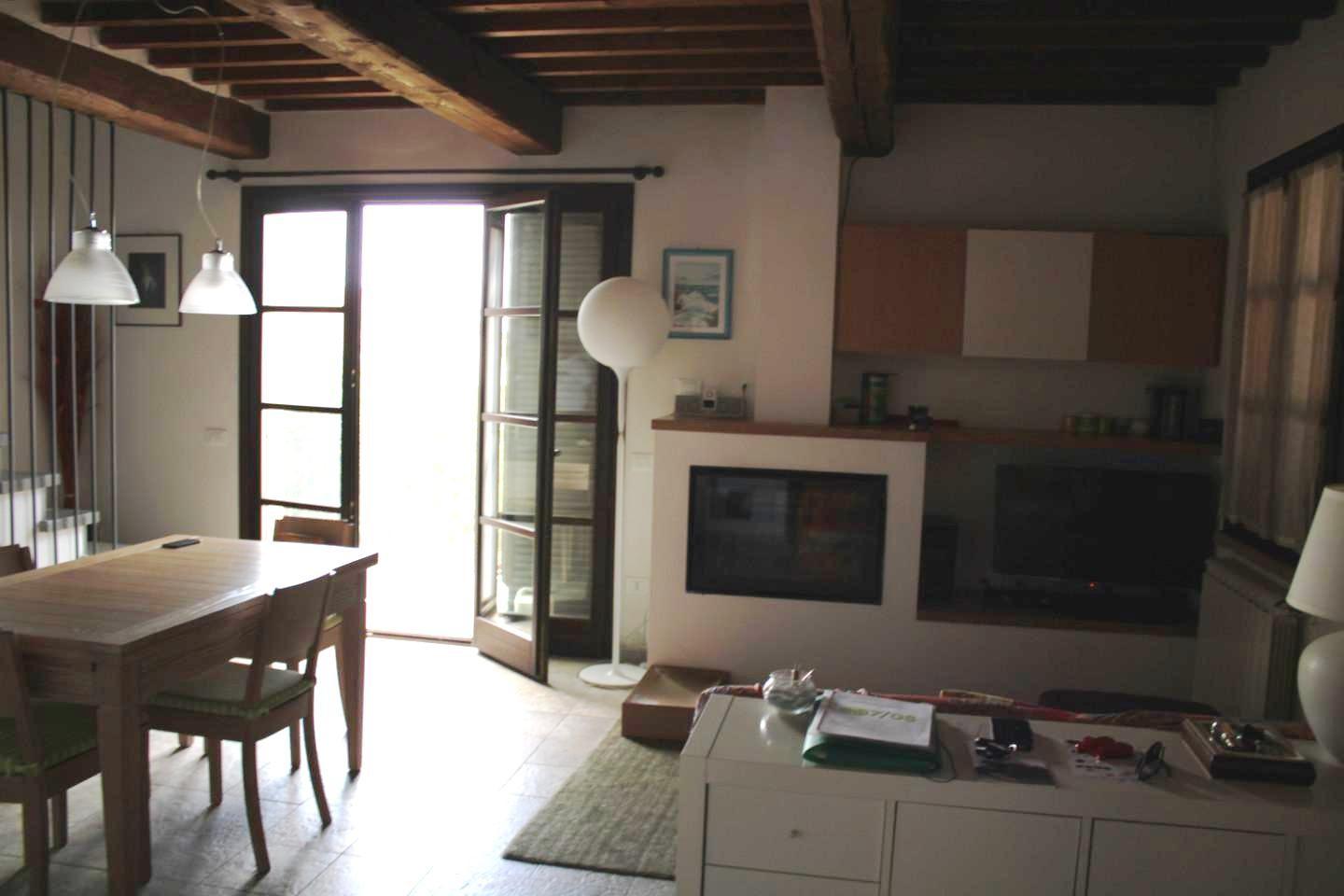Villa in vendita a Fauglia, 7 locali, prezzo € 299.000 | CambioCasa.it