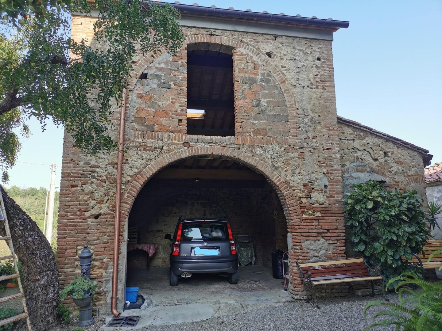 Soluzione Semindipendente in vendita a Casciana Terme Lari, 8 locali, prezzo € 240.000 | PortaleAgenzieImmobiliari.it