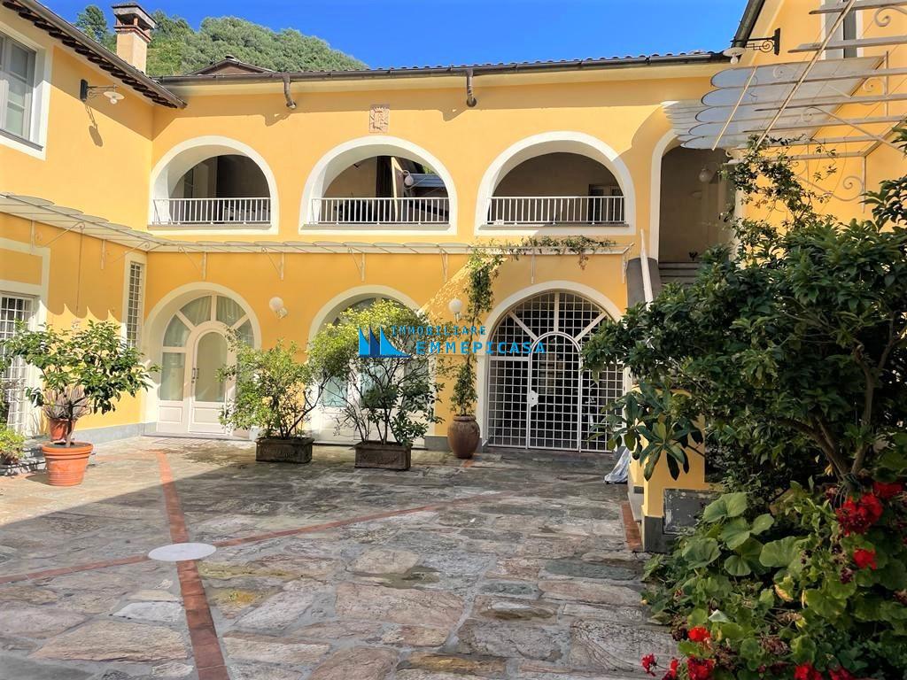 Appartamento in vendita a Montignoso, 5 locali, prezzo € 380.000 | PortaleAgenzieImmobiliari.it