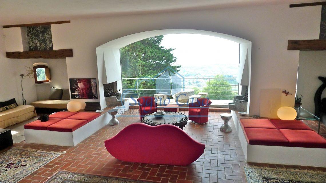Villa in vendita a Camaiore, 12 locali, prezzo € 1.290.000 | PortaleAgenzieImmobiliari.it