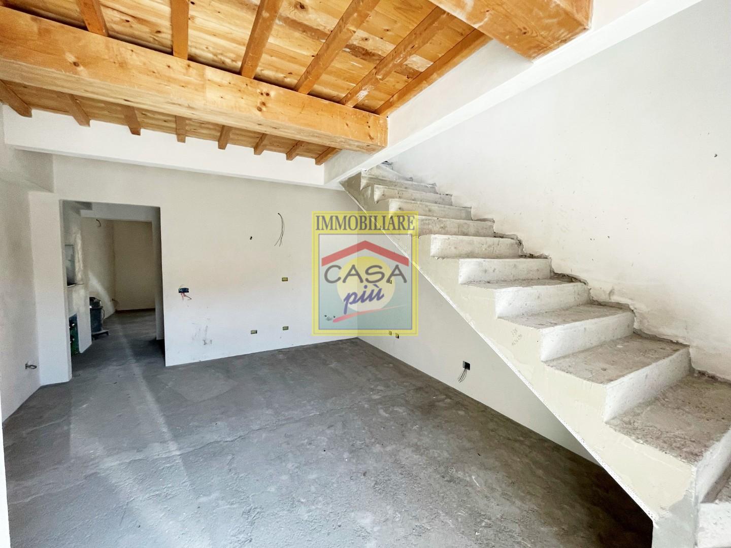 Soluzione Indipendente in vendita a Vecchiano, 6 locali, prezzo € 220.000 | PortaleAgenzieImmobiliari.it