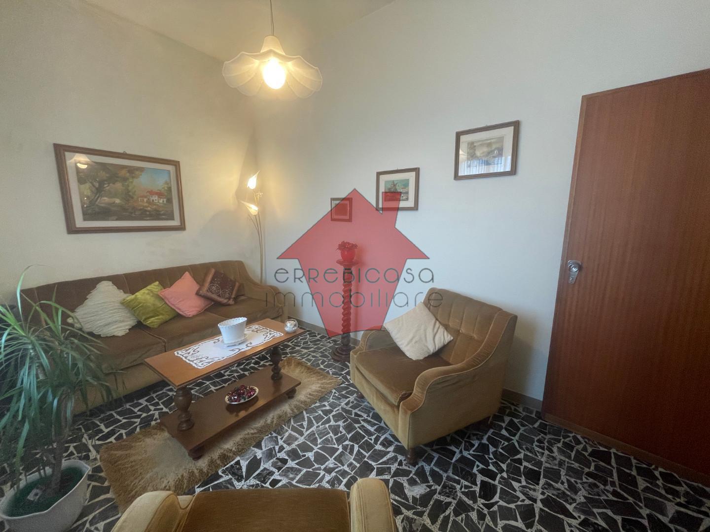 Appartamento in vendita a Castelfiorentino, 4 locali, prezzo € 165.000 | PortaleAgenzieImmobiliari.it