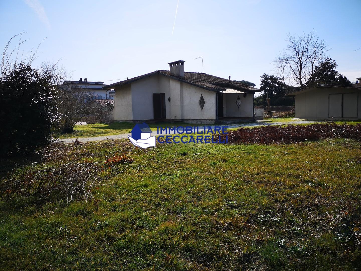 Villa in vendita a Massa, 4 locali, prezzo € 490.000 | PortaleAgenzieImmobiliari.it