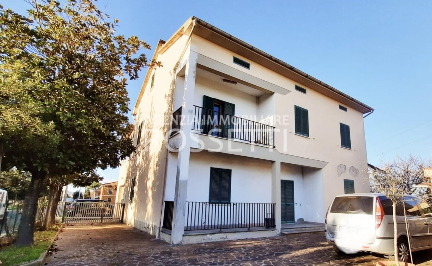 Soluzione Indipendente in vendita a Santa Croce sull'Arno, 10 locali, prezzo € 255.000 | PortaleAgenzieImmobiliari.it