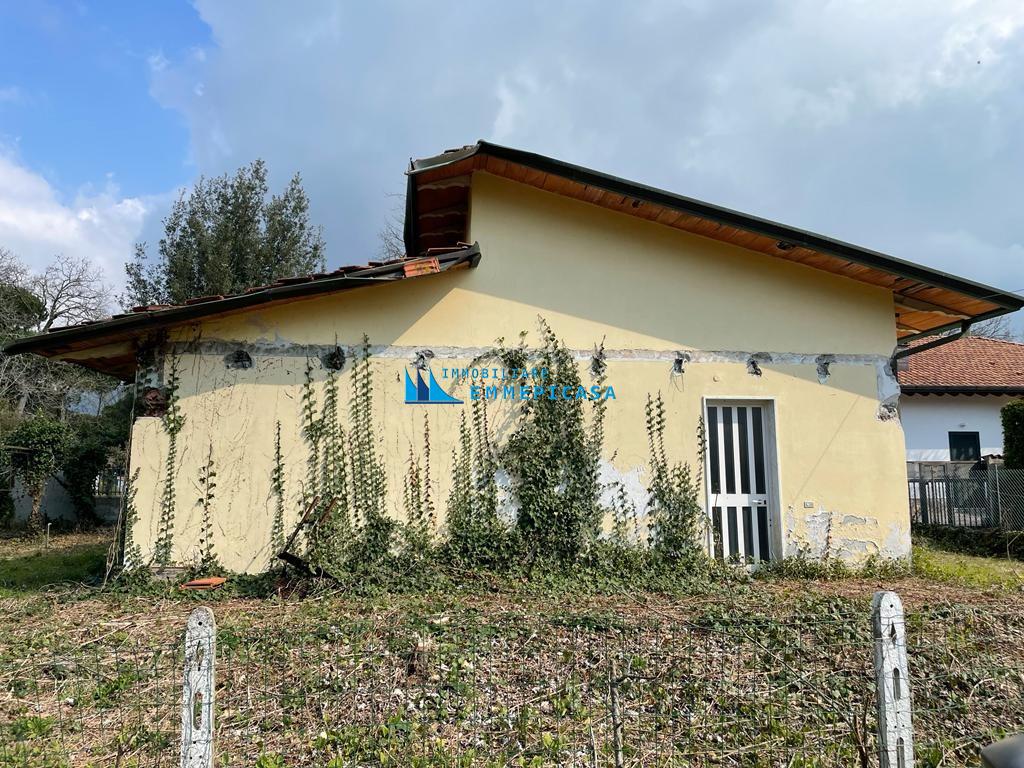 Villa in vendita a Massa, 4 locali, prezzo € 480.000 | PortaleAgenzieImmobiliari.it