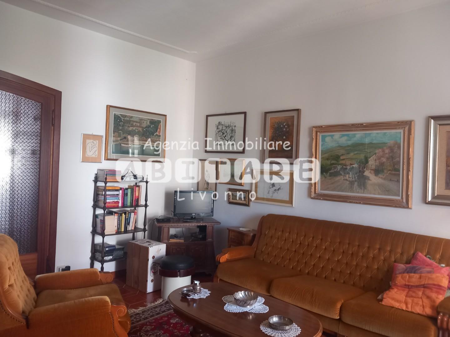 Appartamento in vendita a Rosignano Marittimo, 5 locali, prezzo € 145.000 | PortaleAgenzieImmobiliari.it