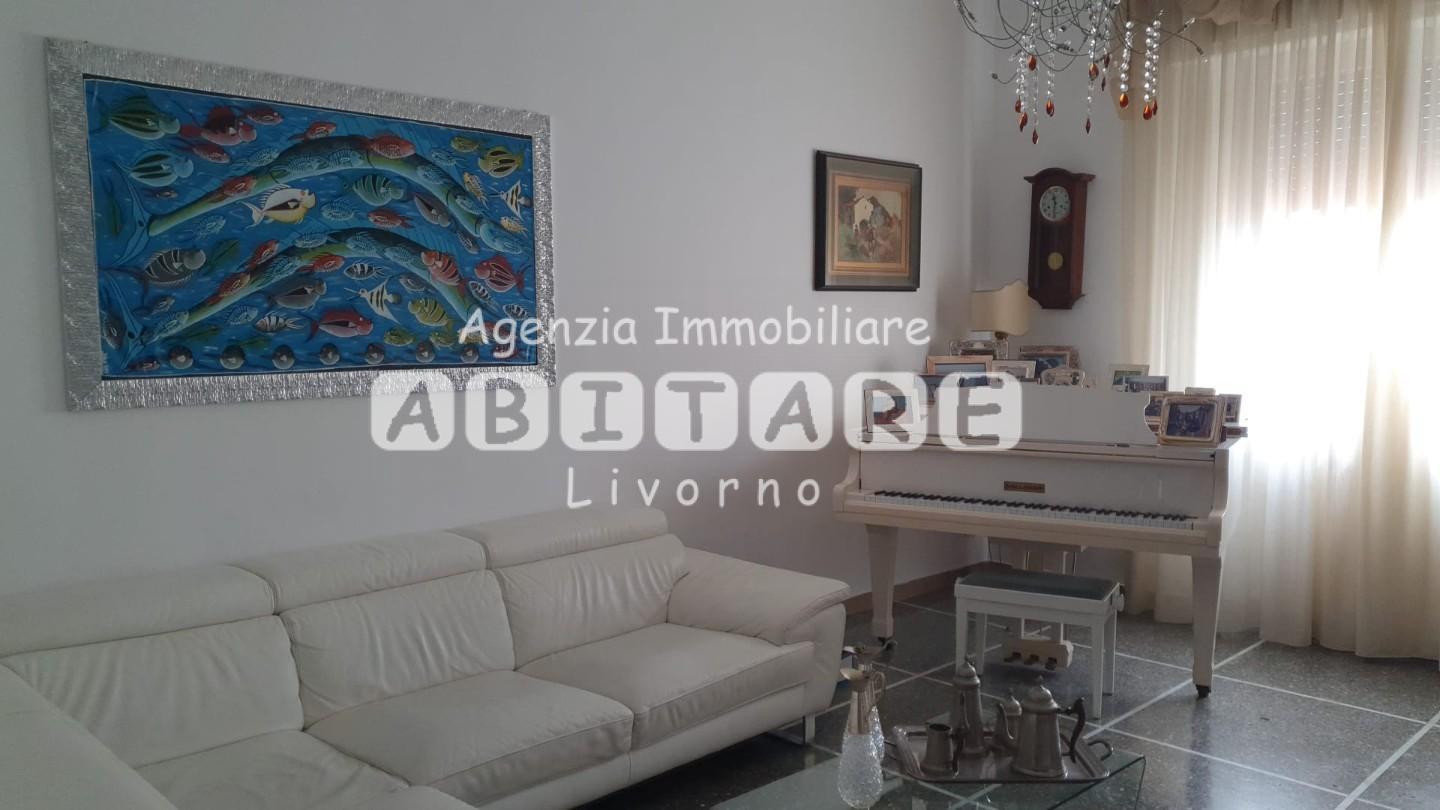 Appartamento in vendita a Livorno, 4 locali, prezzo € 195.000 | PortaleAgenzieImmobiliari.it
