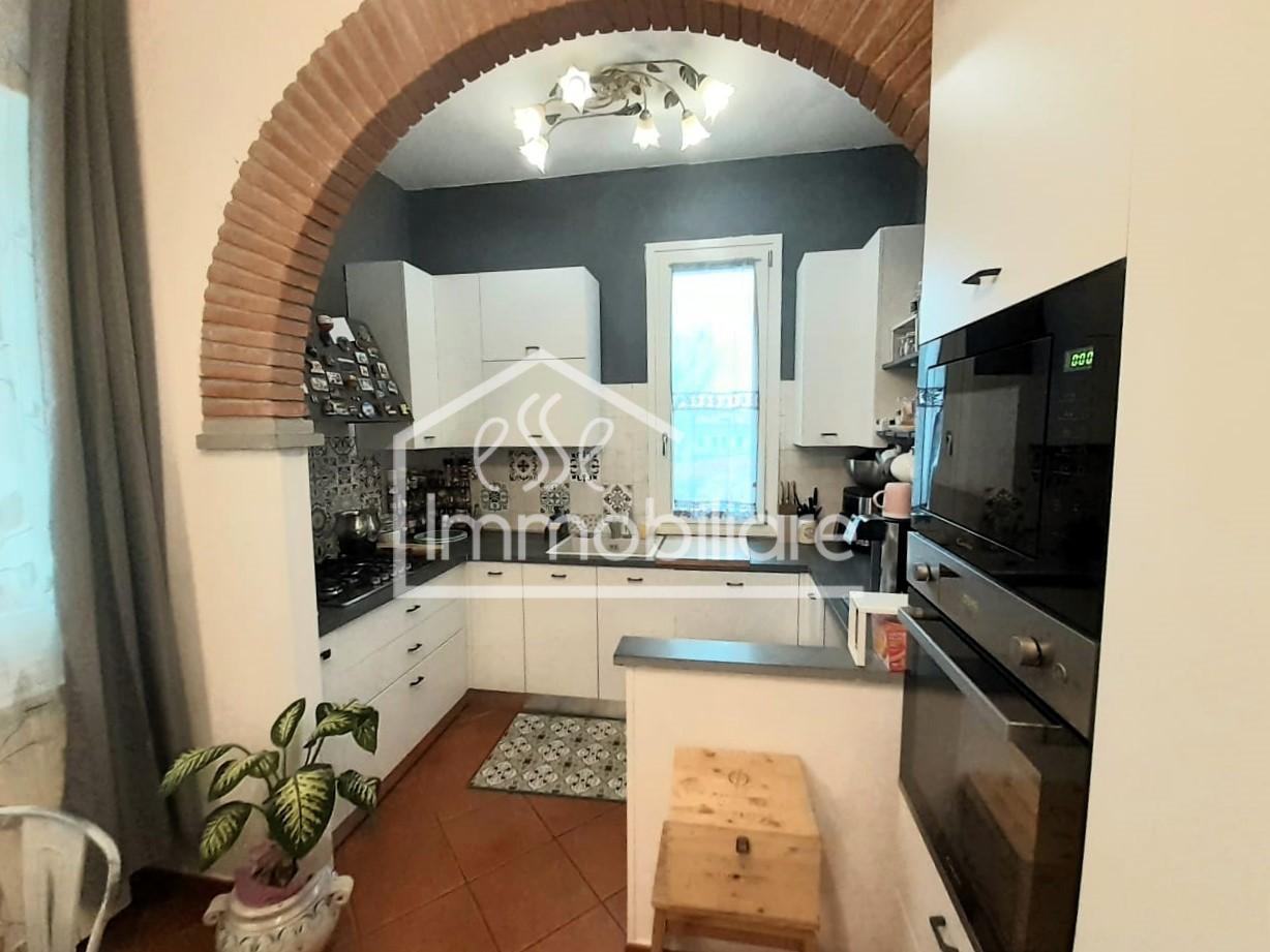 Appartamento in vendita a Empoli, 3 locali, prezzo € 160.000 | PortaleAgenzieImmobiliari.it