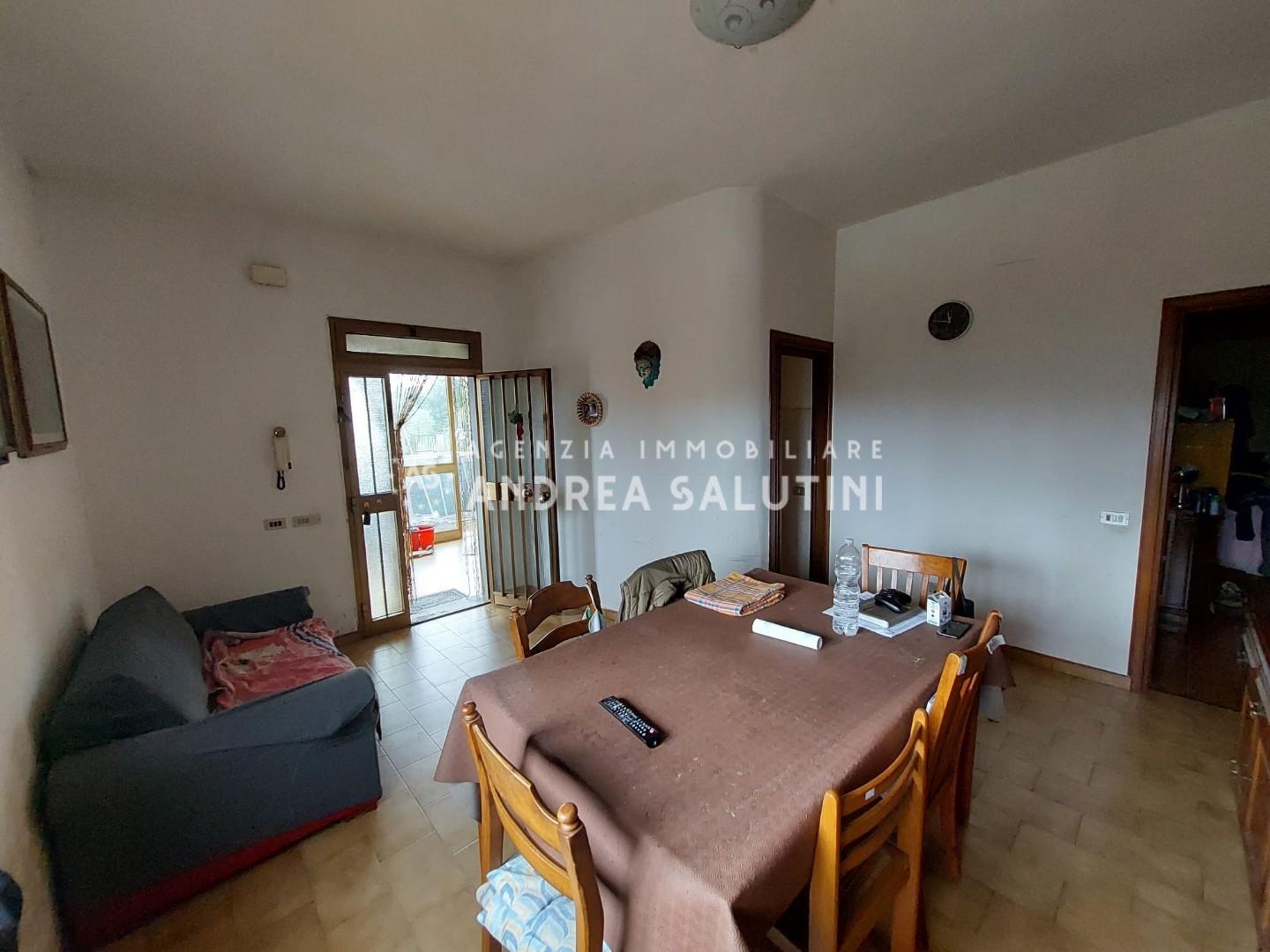 Appartamento in vendita a Santa Maria a Monte, 5 locali, prezzo € 90.000 | PortaleAgenzieImmobiliari.it