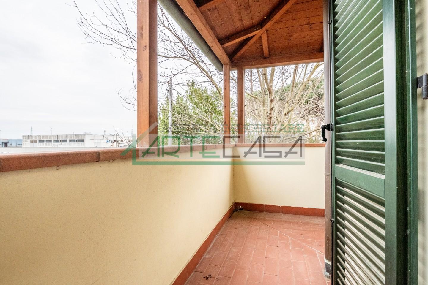 Appartamento in vendita a Calcinaia, 3 locali, prezzo € 119.000 | PortaleAgenzieImmobiliari.it
