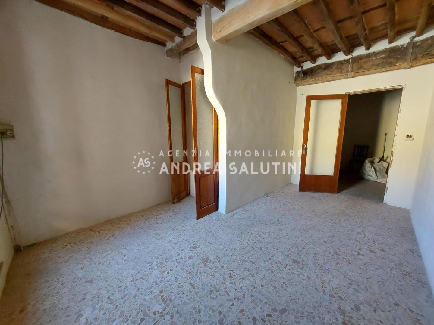 Appartamento in vendita a Buti, 4 locali, prezzo € 89.000 | PortaleAgenzieImmobiliari.it