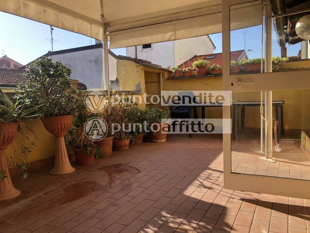 Attico / Mansarda in vendita a Viareggio, 7 locali, prezzo € 330.000 | PortaleAgenzieImmobiliari.it