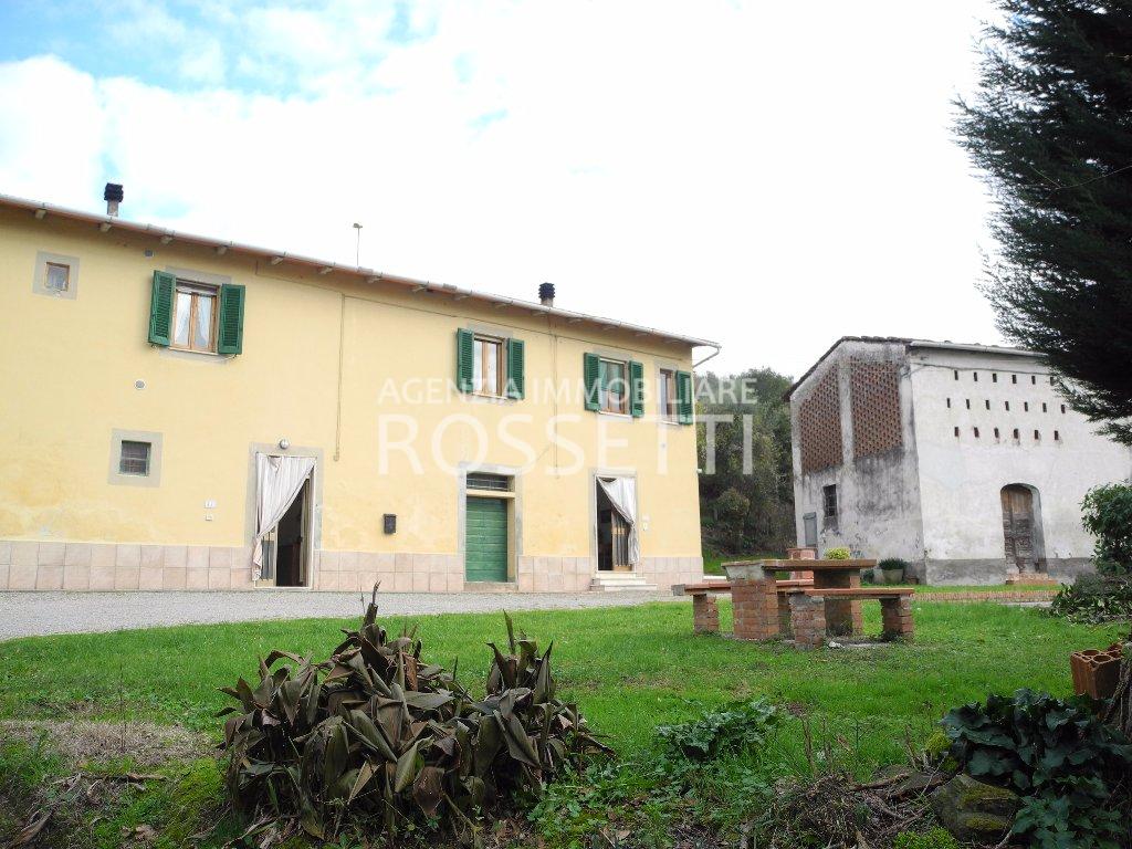 Rustico / Casale in vendita a Cerreto Guidi, 12 locali, prezzo € 300.000 | PortaleAgenzieImmobiliari.it