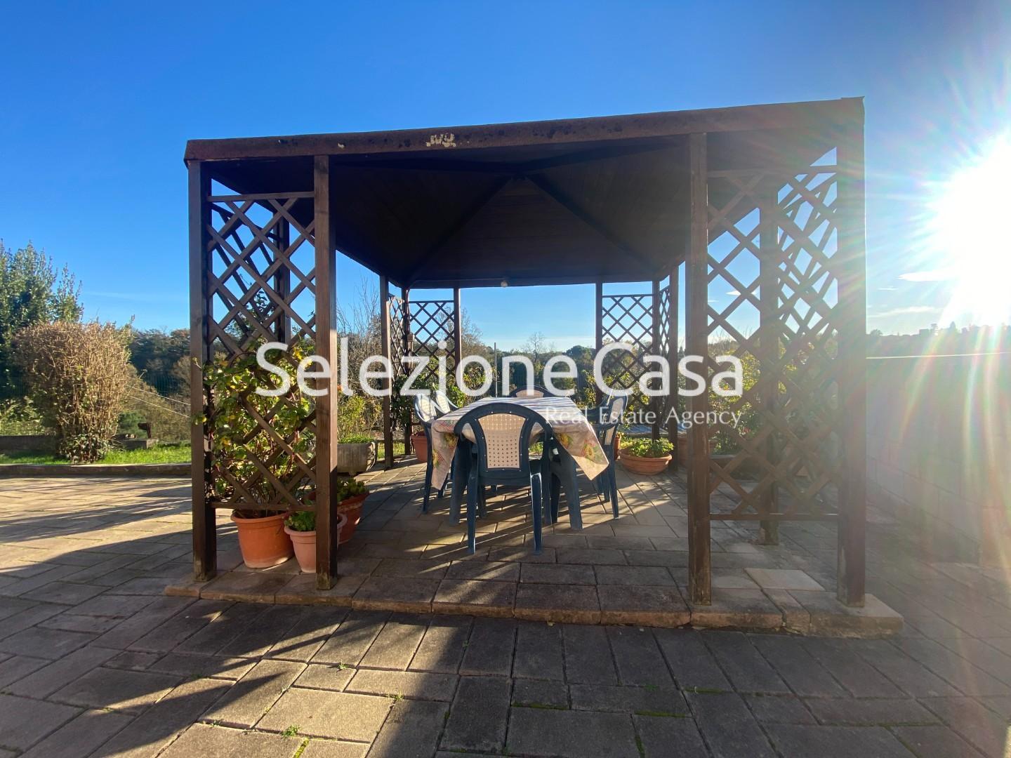 Villa Bifamiliare in vendita a Santa Maria a Monte, 6 locali, prezzo € 190.000 | PortaleAgenzieImmobiliari.it