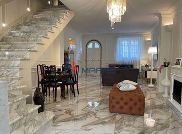 Appartamento in vendita a Viareggio, 4 locali, prezzo € 585.000 | PortaleAgenzieImmobiliari.it