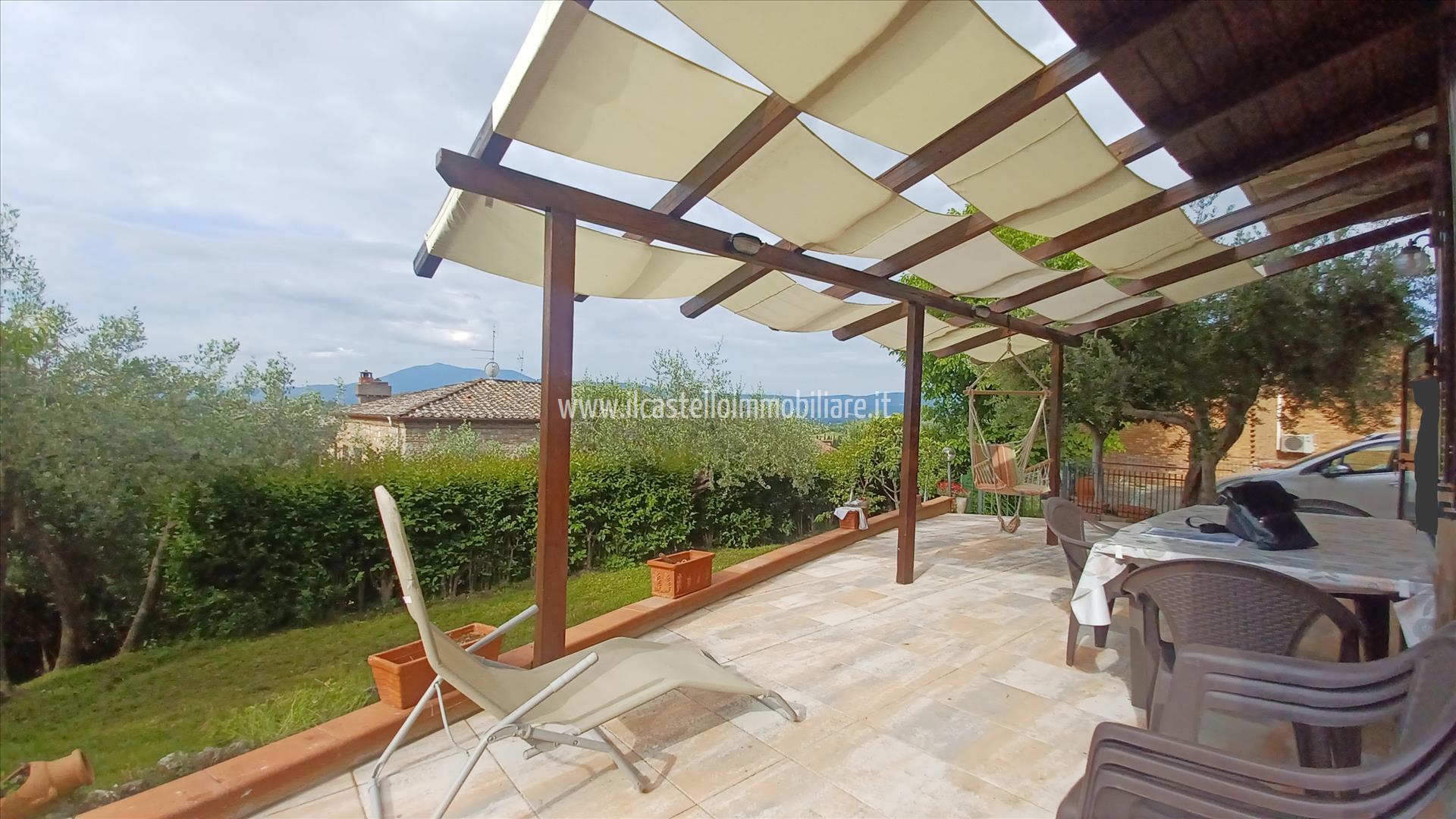 Villa in vendita a Chiusi, 3 locali, prezzo € 175.000 | PortaleAgenzieImmobiliari.it