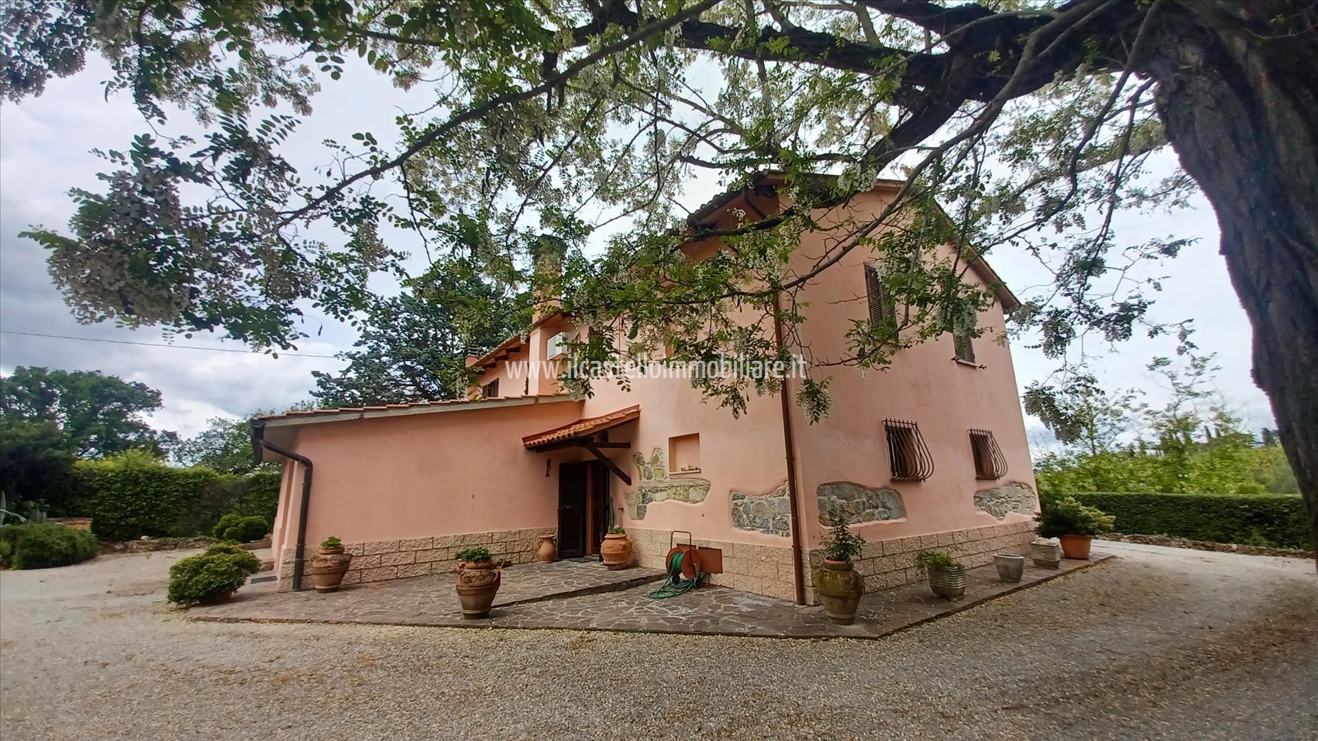 Rustico / Casale in vendita a Cetona, 4 locali, prezzo € 380.000 | PortaleAgenzieImmobiliari.it