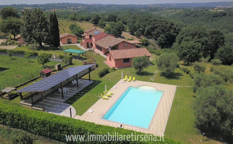 Villa in vendita a Orvieto, 8 locali, prezzo € 700.000 | PortaleAgenzieImmobiliari.it