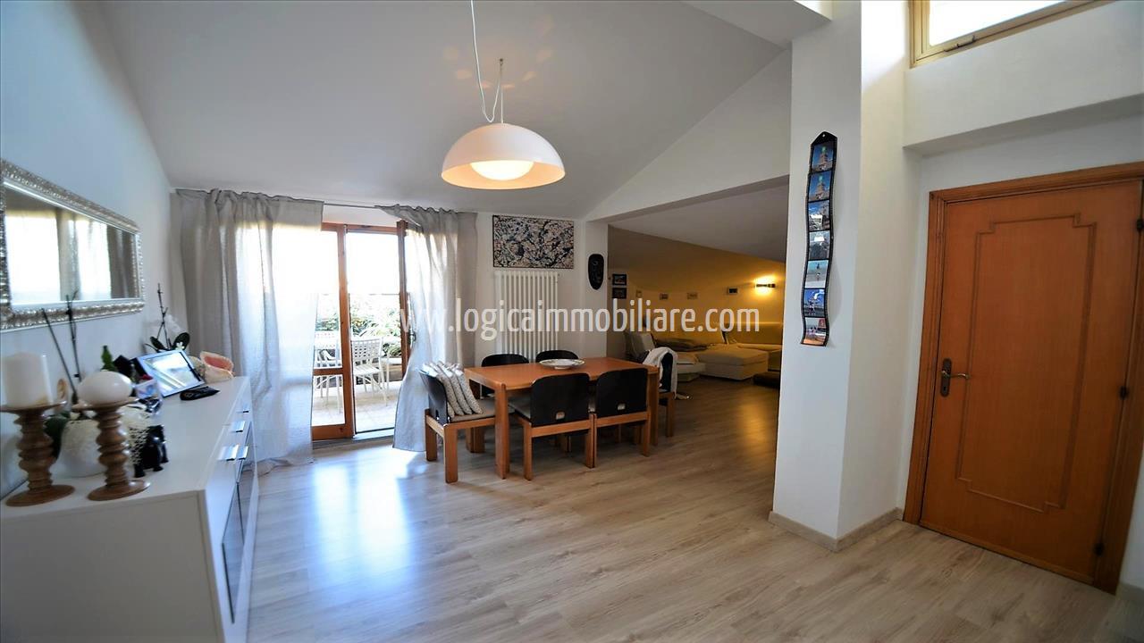 Appartamento in vendita a Chianciano Terme, 3 locali, prezzo € 120.000 | PortaleAgenzieImmobiliari.it