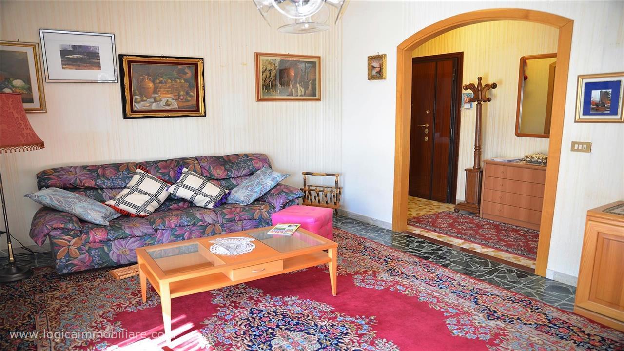 Appartamento in vendita a Chianciano Terme, 3 locali, prezzo € 120.000 | PortaleAgenzieImmobiliari.it