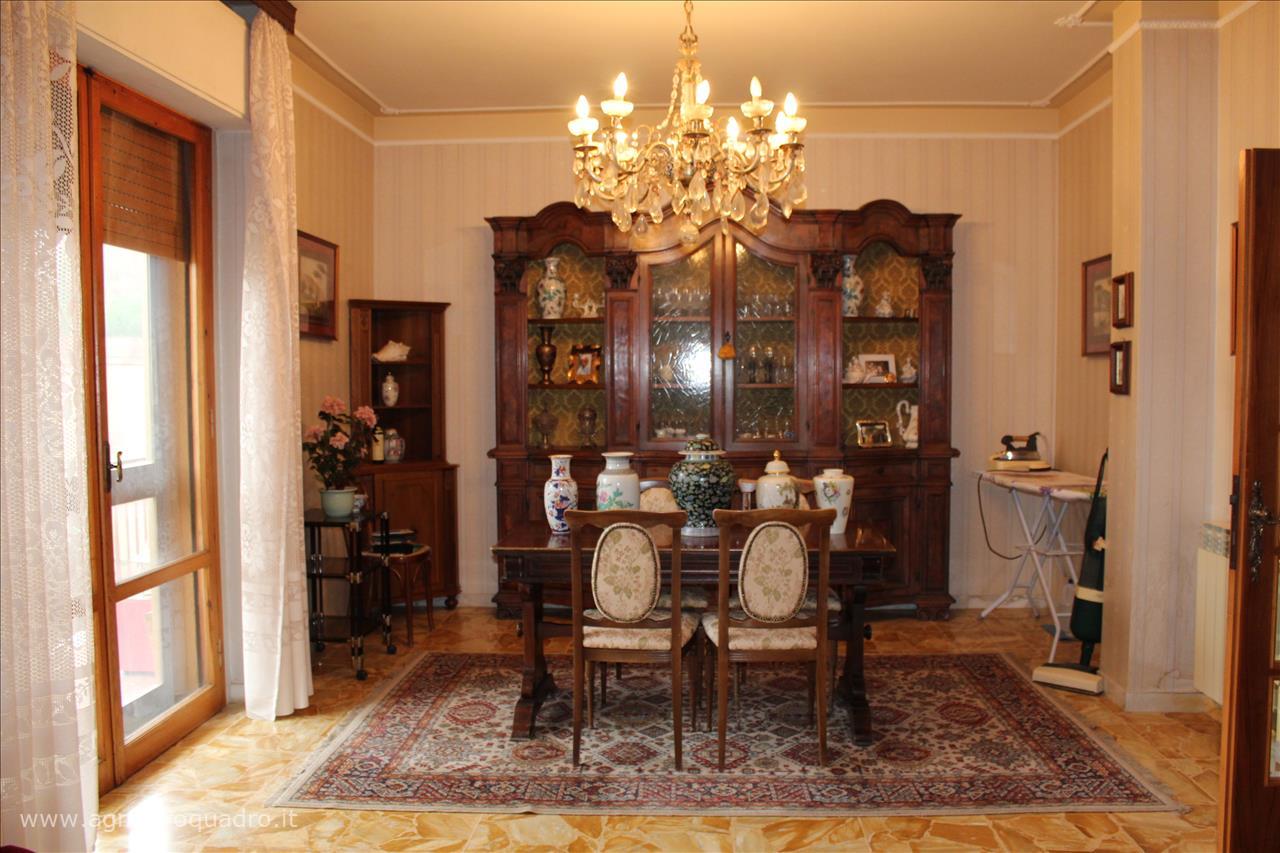 Appartamento in vendita a Chianciano Terme, 3 locali, prezzo € 125.000 | PortaleAgenzieImmobiliari.it