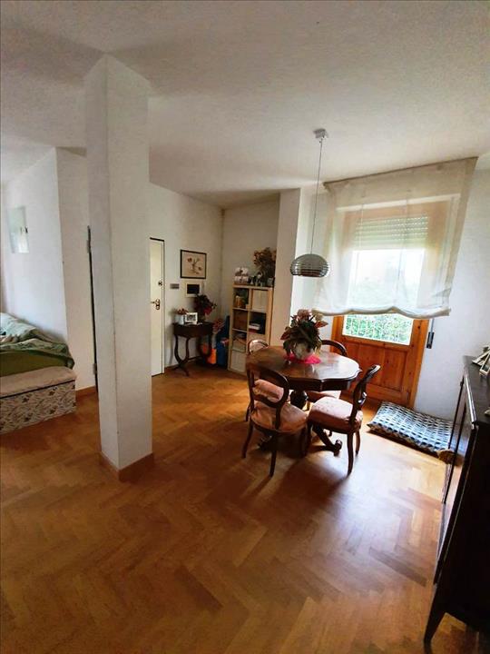 Appartamento in vendita a Siena, 3 locali, prezzo € 480.000 | PortaleAgenzieImmobiliari.it