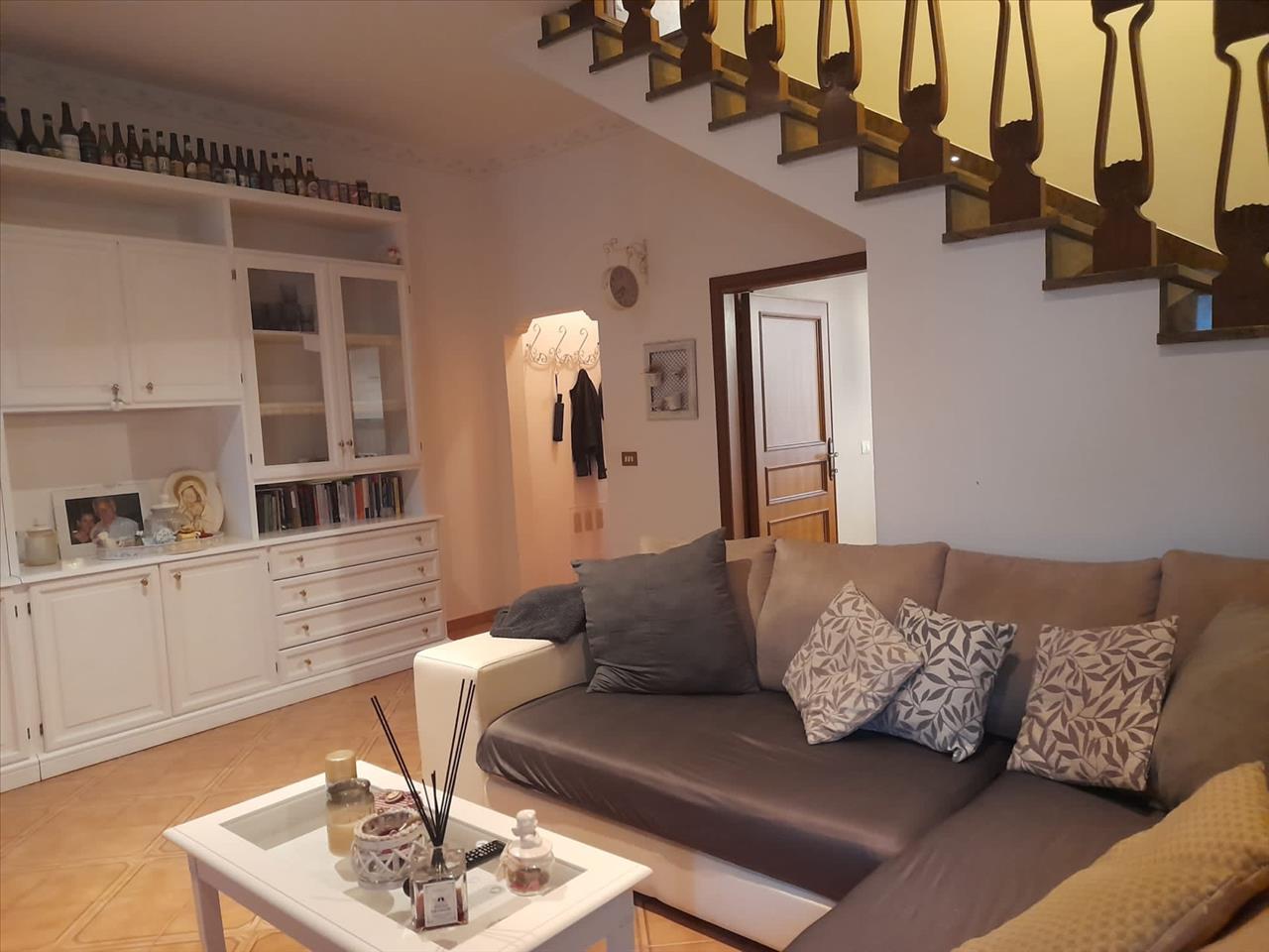 Appartamento in vendita a Castiglione del Lago, 3 locali, prezzo € 175.000 | PortaleAgenzieImmobiliari.it