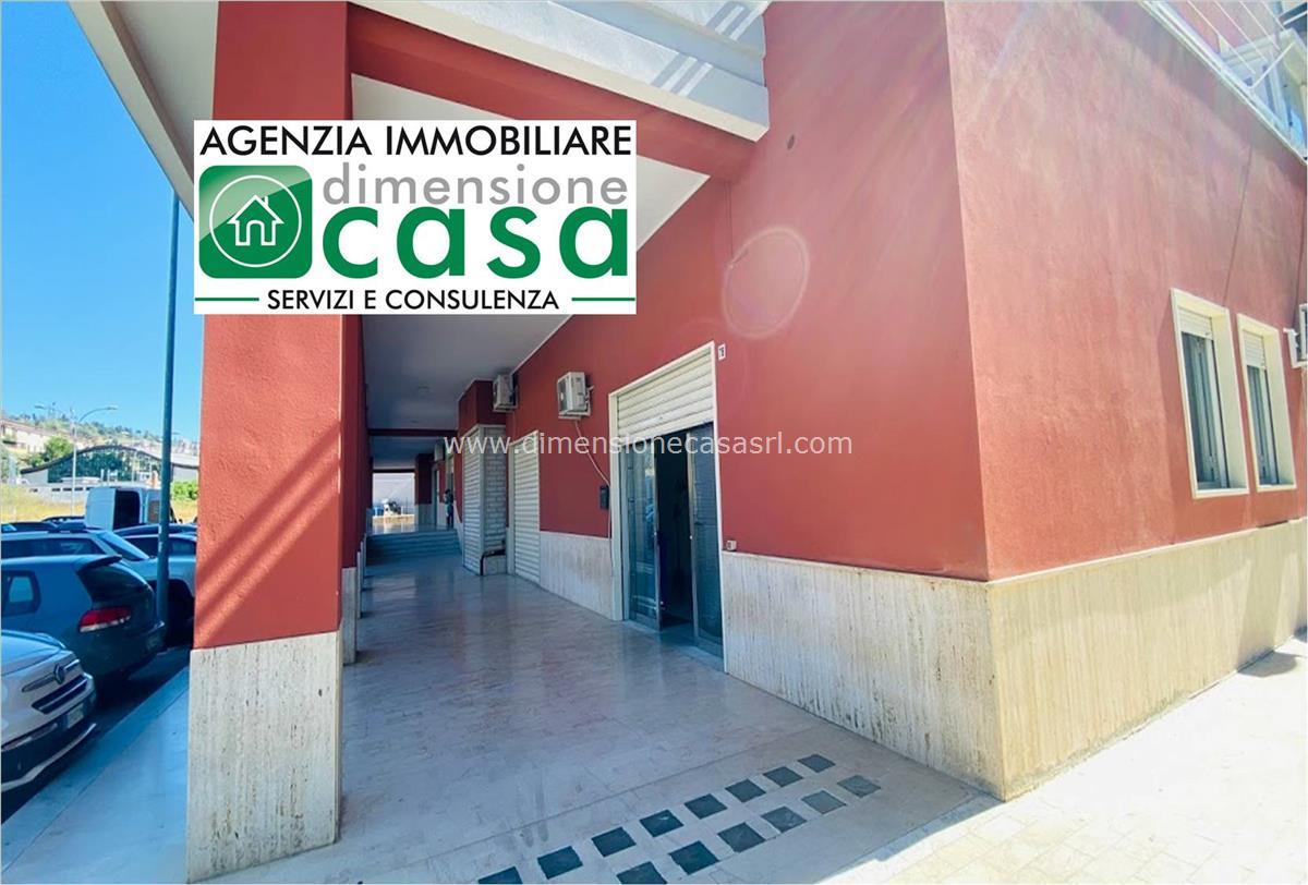 Negozio / Locale in vendita a Caltanissetta, 2 locali, prezzo € 85.000 | CambioCasa.it