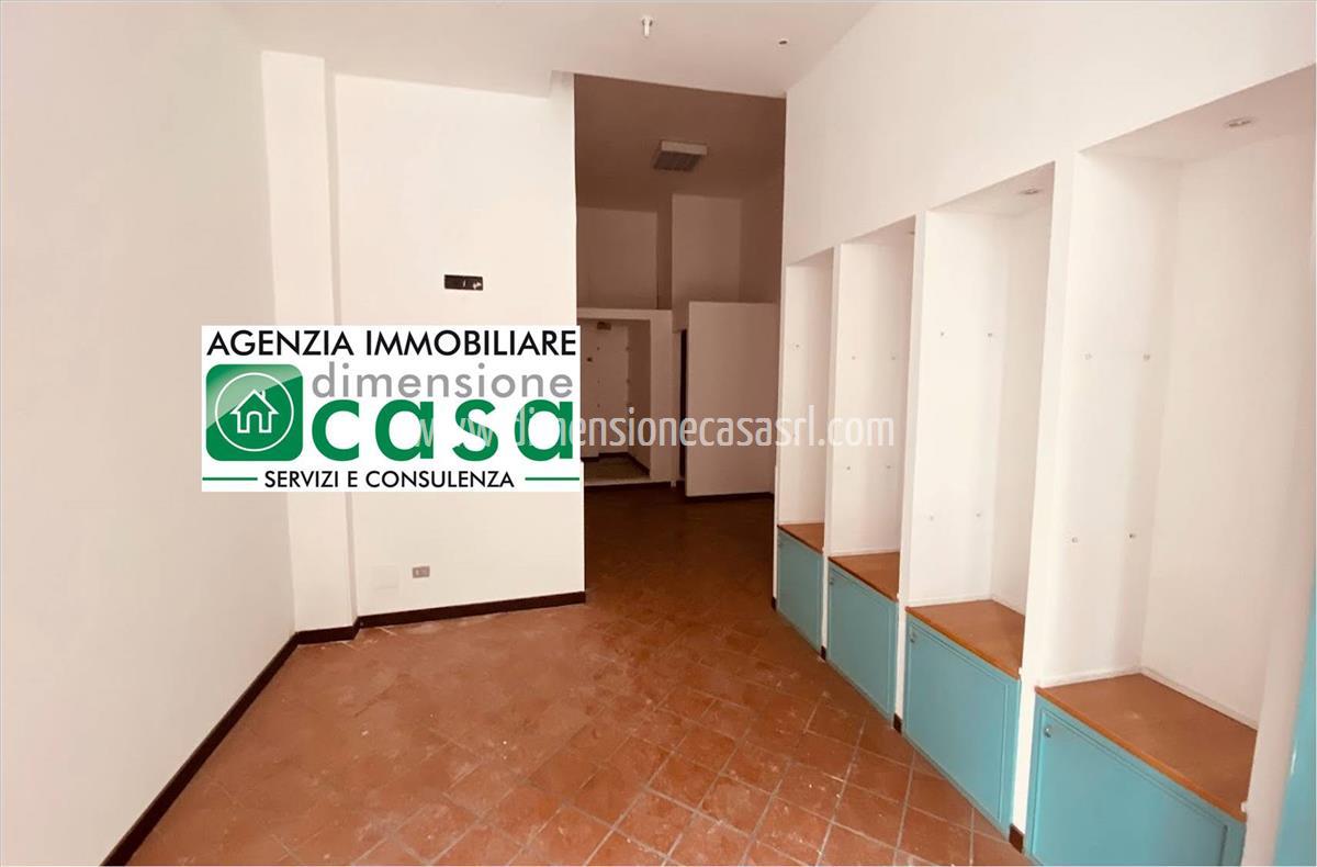 Negozio / Locale in affitto a Caltanissetta, 9999 locali, prezzo € 350 | PortaleAgenzieImmobiliari.it