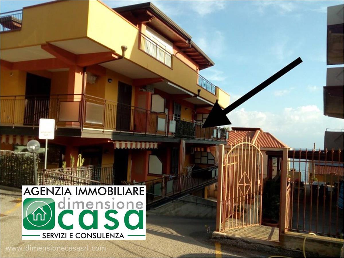 Appartamento in vendita a Caronia, 2 locali, prezzo € 56.000 | CambioCasa.it