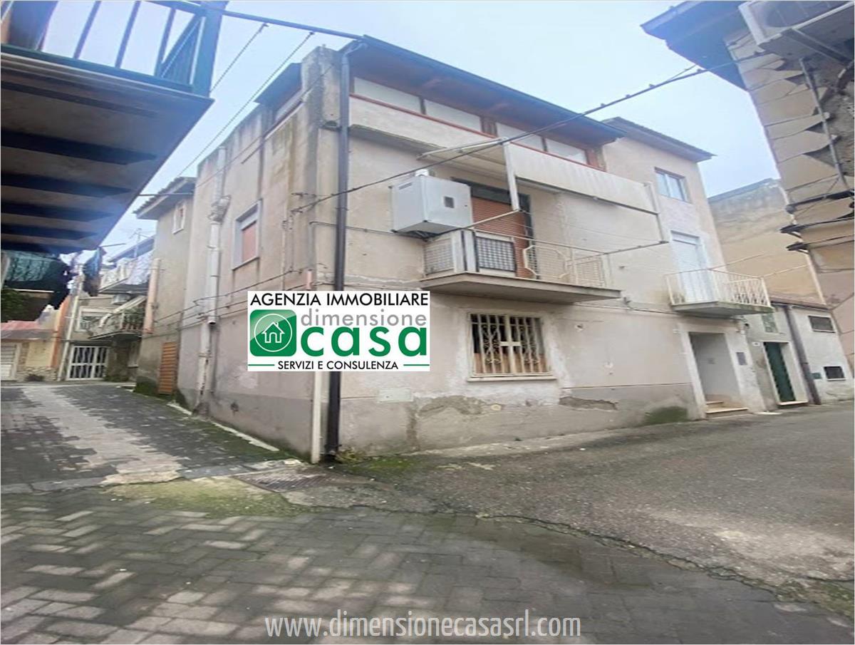 Soluzione Indipendente in vendita a San Cataldo, 2 locali, prezzo € 25.000 | PortaleAgenzieImmobiliari.it