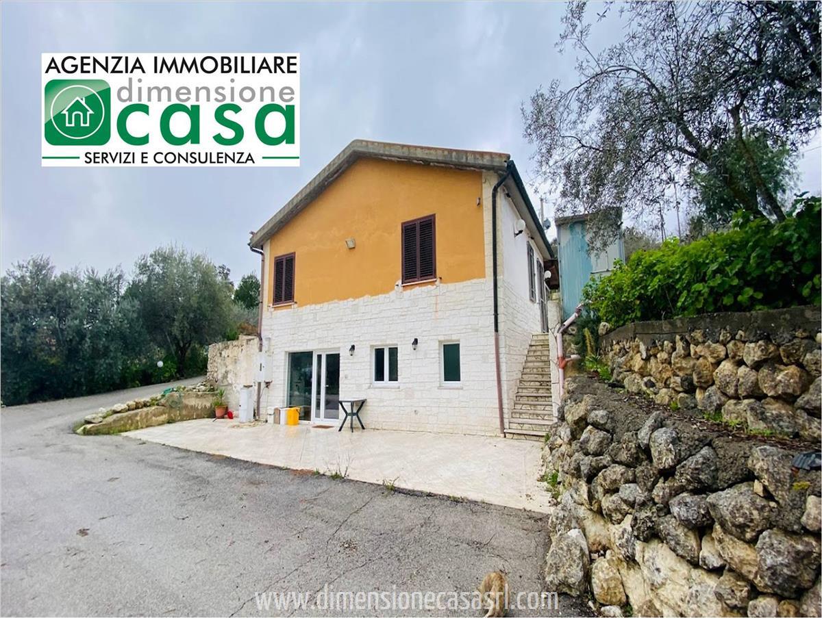 Villa in vendita a San Cataldo, 3 locali, prezzo € 180.000 | PortaleAgenzieImmobiliari.it