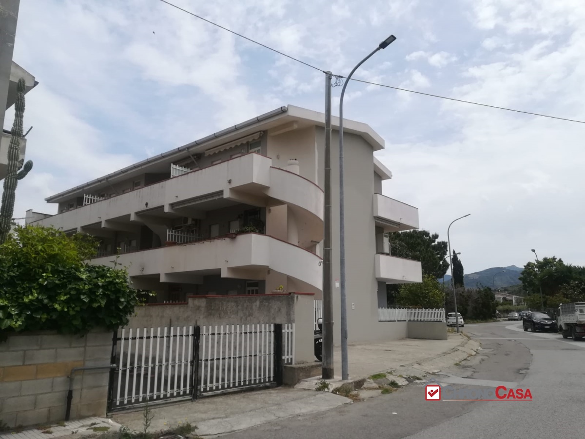 Appartamento in affitto a Basicò, 2 locali, Trattative riservate | PortaleAgenzieImmobiliari.it