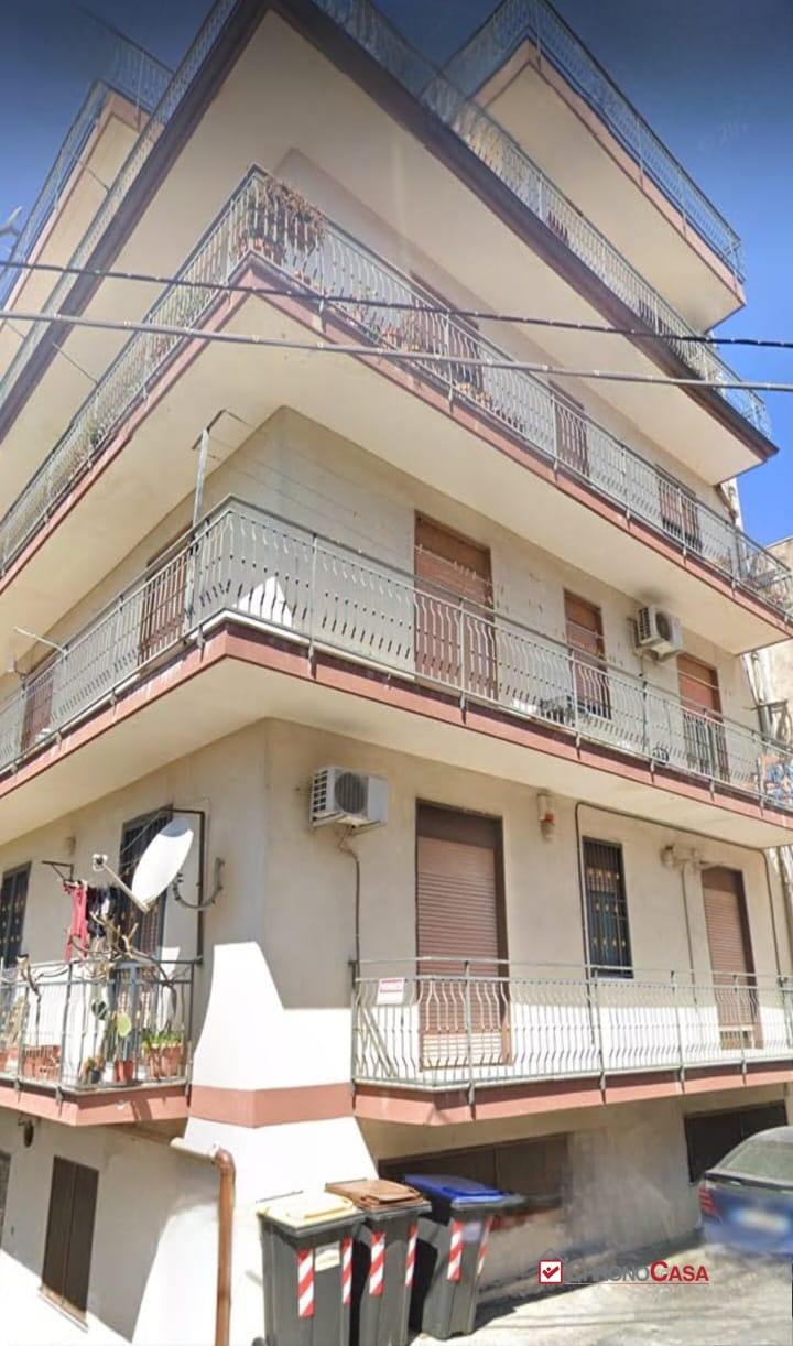 Appartamento in vendita a Giarre, 5 locali, prezzo € 74.900 | PortaleAgenzieImmobiliari.it