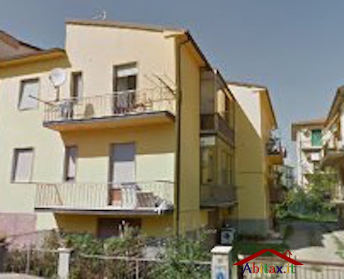 Appartamento in vendita a Arezzo, 6 locali, prezzo € 114.000 | PortaleAgenzieImmobiliari.it
