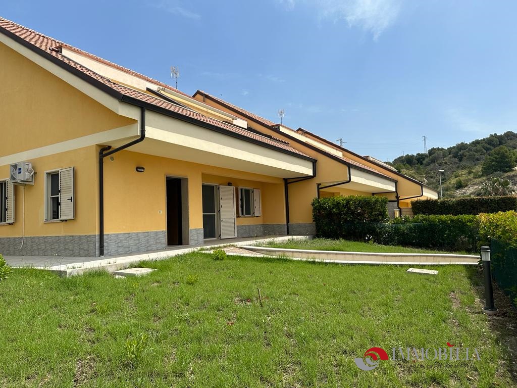 Villa in vendita a San Lorenzo, 3 locali, Trattative riservate | PortaleAgenzieImmobiliari.it