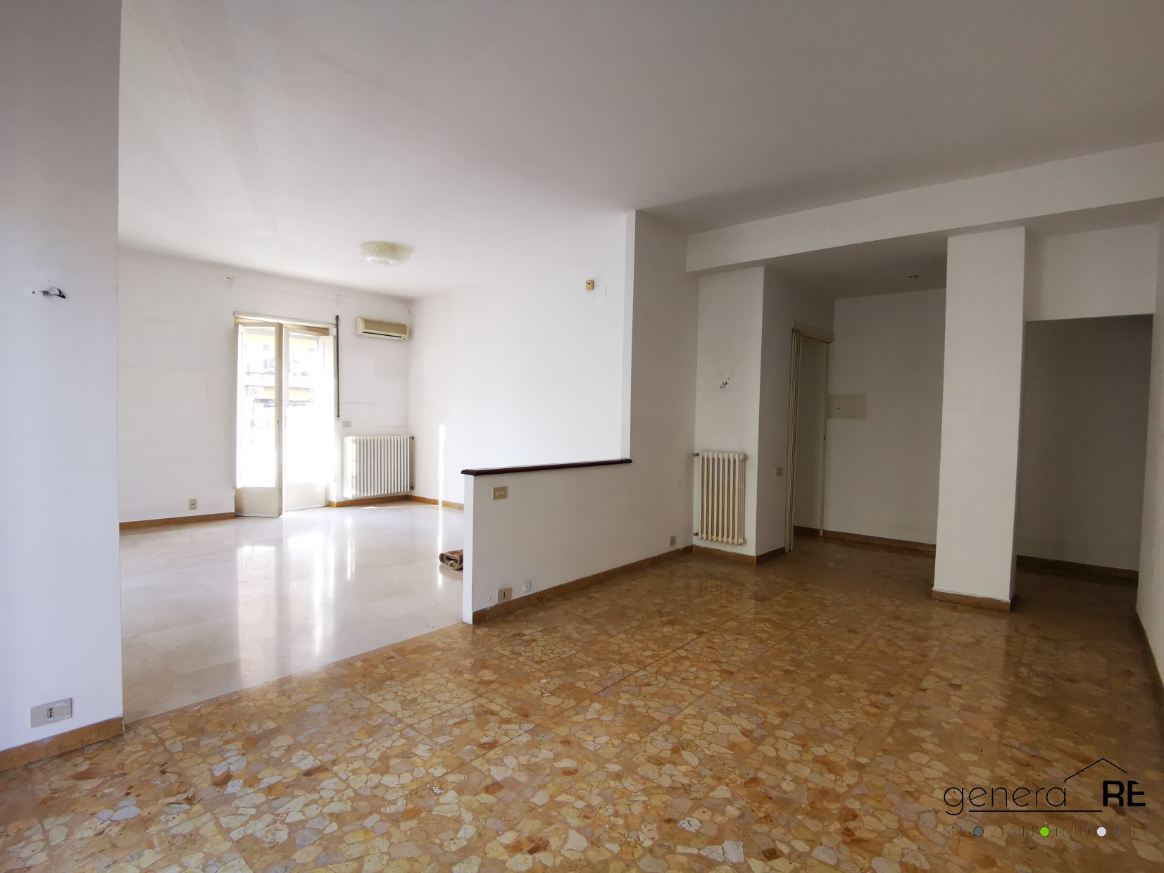 Appartamento in vendita a Pescara, 5 locali, prezzo € 290.000 | PortaleAgenzieImmobiliari.it