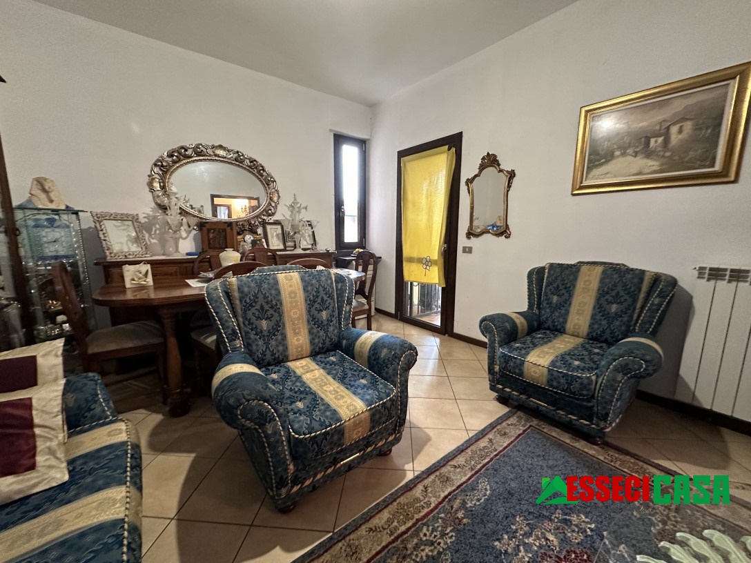 Appartamento in vendita a Lurano, 3 locali, prezzo € 89.000 | PortaleAgenzieImmobiliari.it