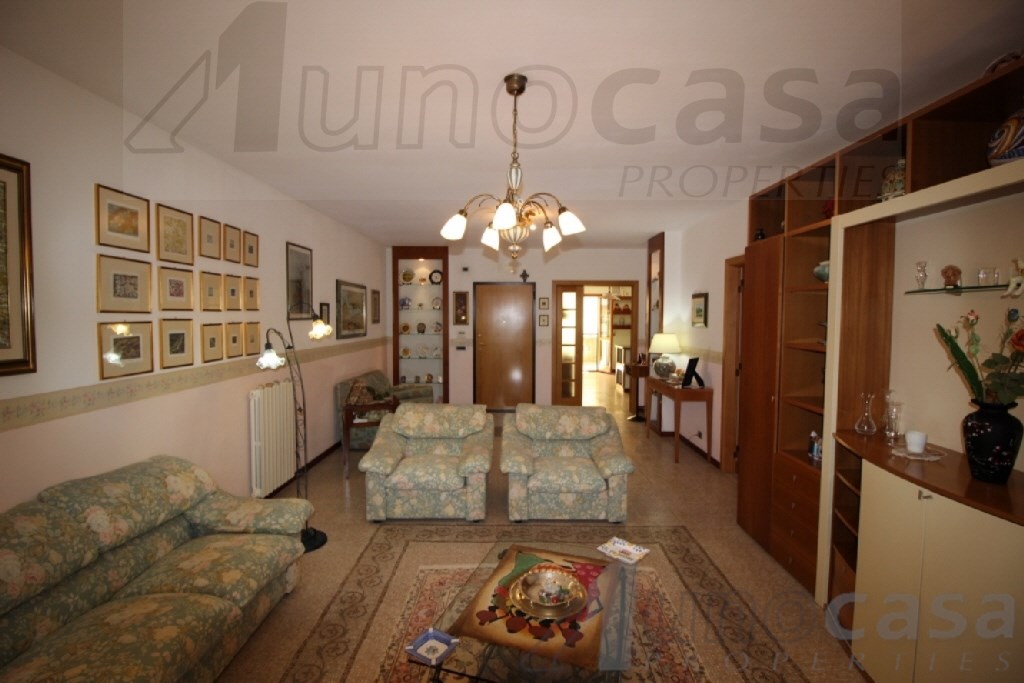 Appartamento in vendita a Ragusa, 5 locali, prezzo € 205.000 | CambioCasa.it