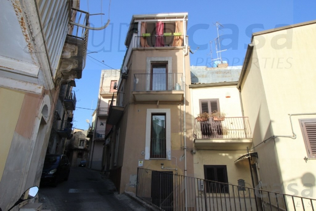 Appartamento in vendita a Ragusa, 3 locali, prezzo € 70.000 | PortaleAgenzieImmobiliari.it